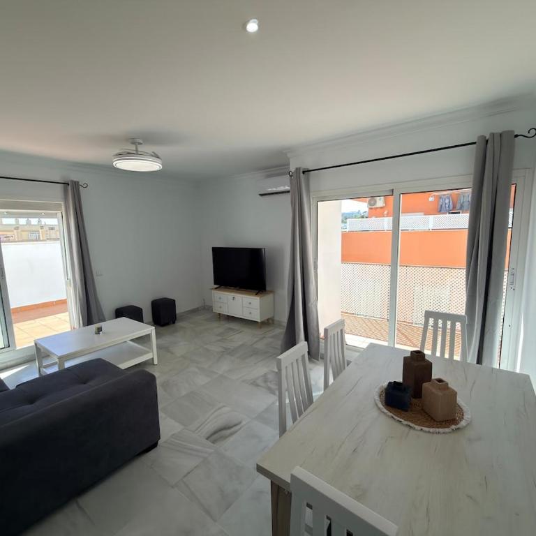 Ático La Victoria, 36mt, Terraza, Garaje - Apartamento de 1 dormitorio - 24