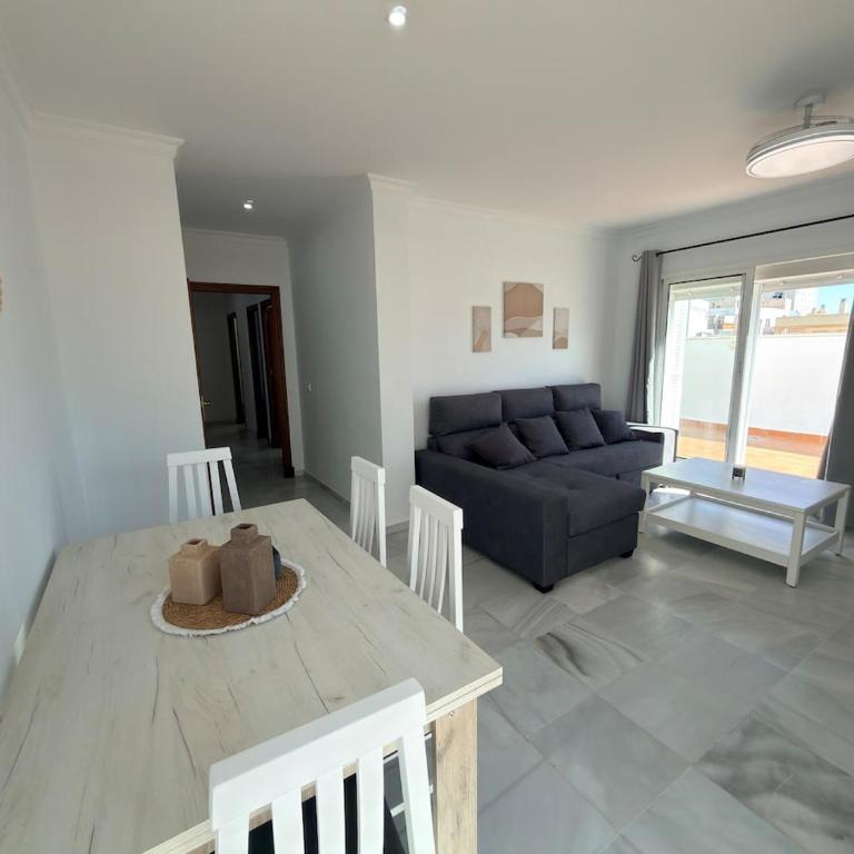 Ático La Victoria, 36mt, Terraza, Garaje - Apartamento de 1 dormitorio - 35