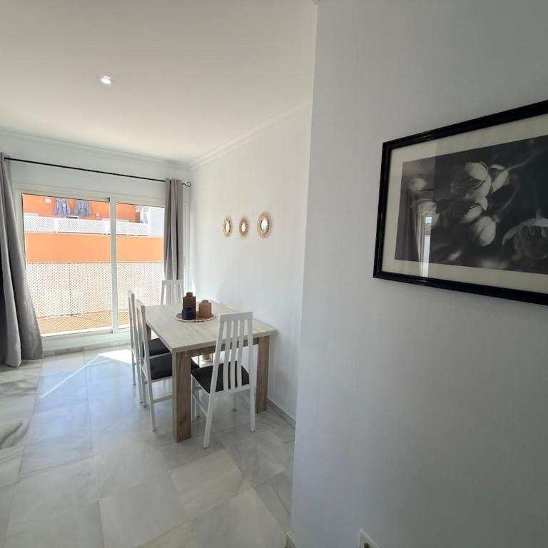 Ático La Victoria, 36mt, Terraza, Garaje - Apartamento de 1 dormitorio - 44