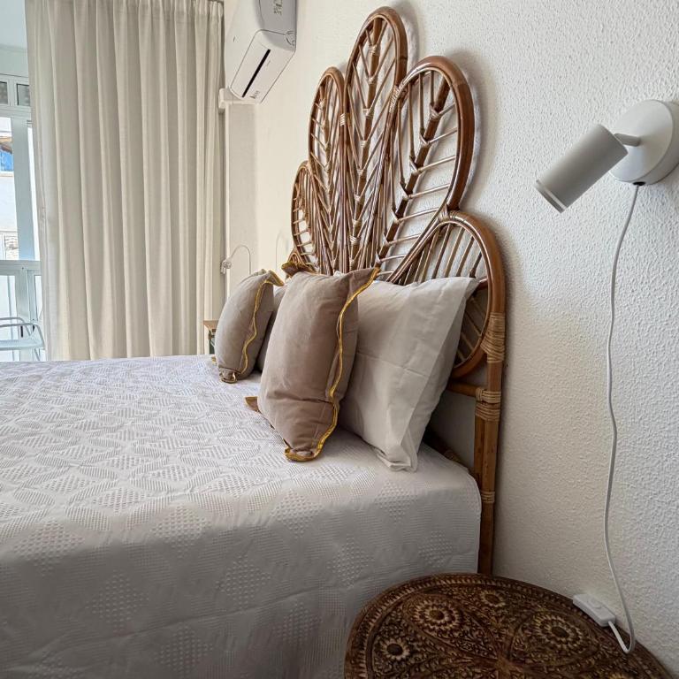 Sunlight Apartment - Apartamento soleado con balcón y piscina en el centro de Nerja - One-Bedroom Apartment - 6