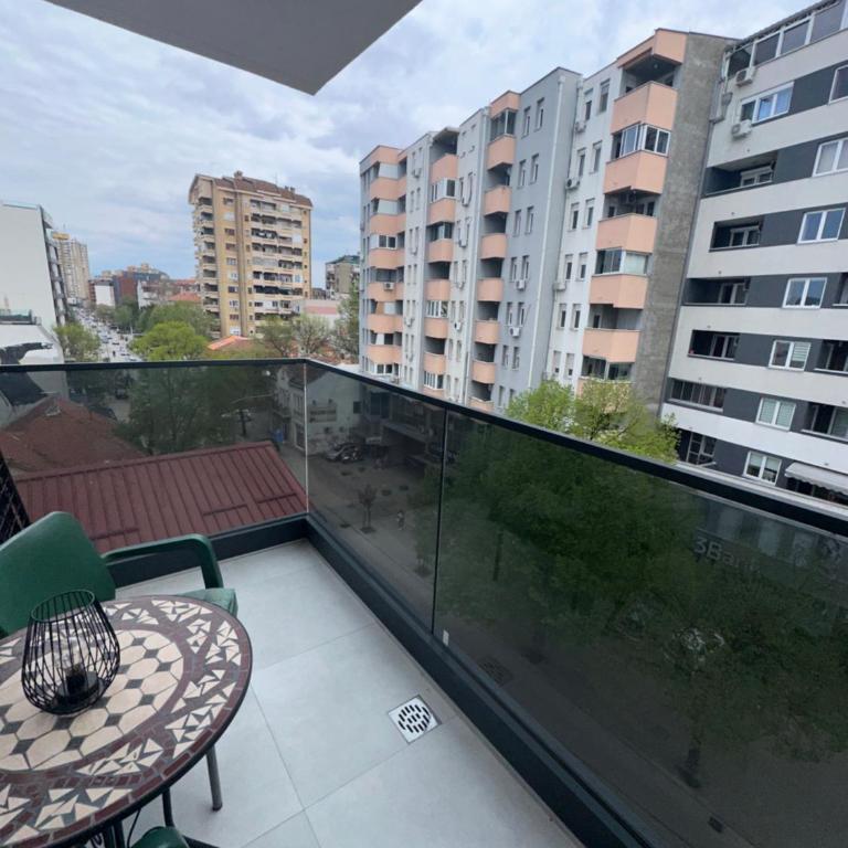 Eva Apartment - City Center, Free Garage Parking & Balcony View - One-Bedroom Apartment - 18