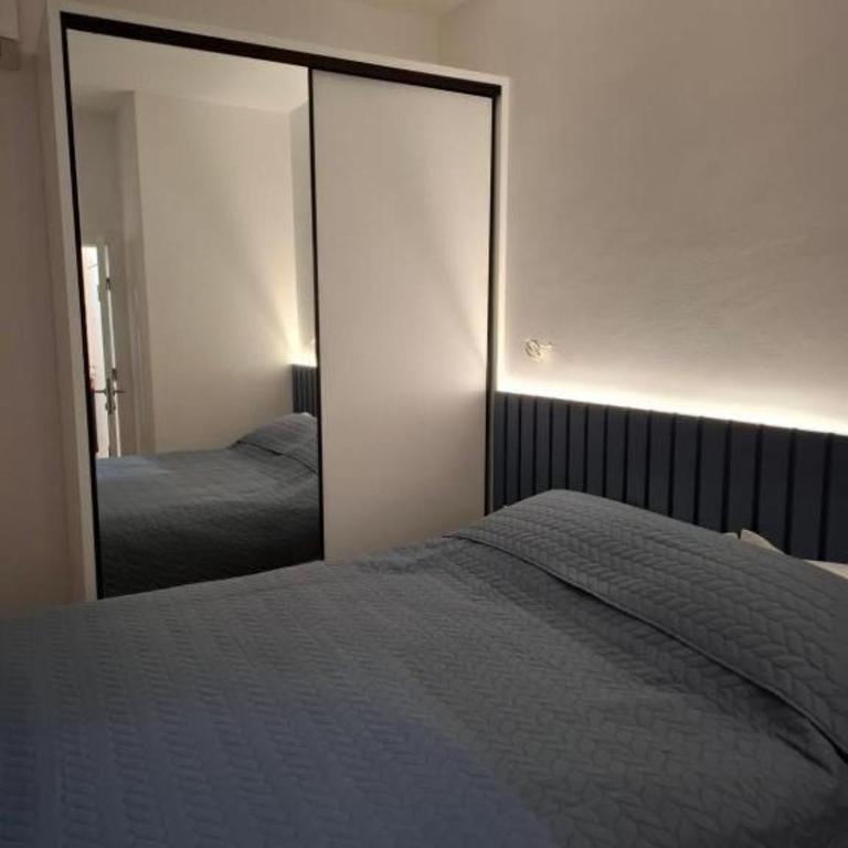 Ari Mare - One-Bedroom Apartment - 2