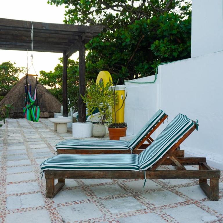La Hacienda - Studio with Pool View - 12