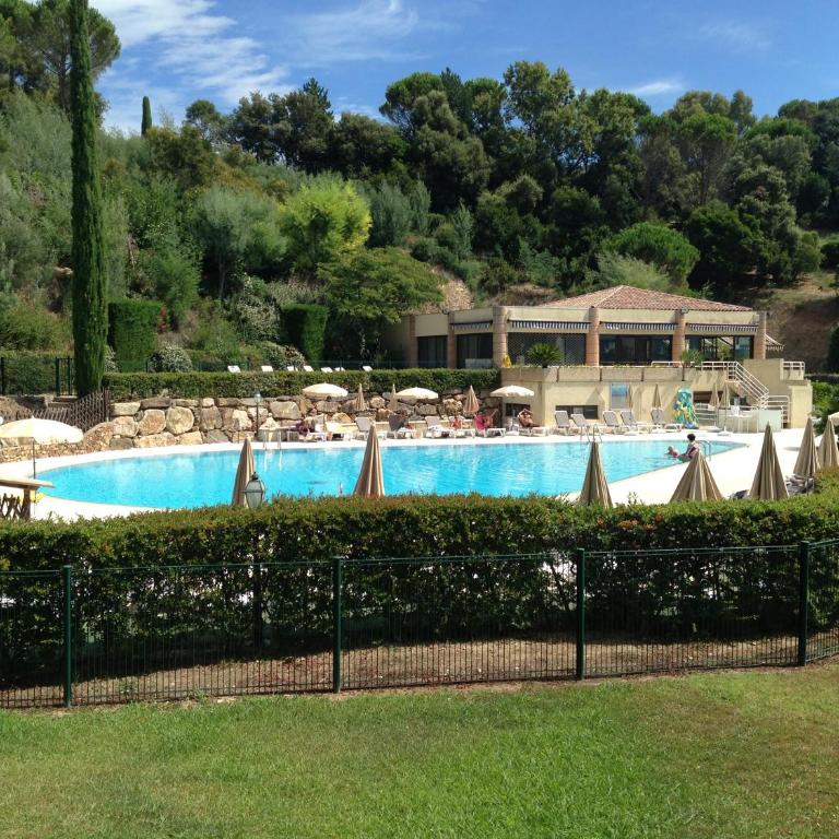 modern panoramic sea view apartment near Cannes - Mandelieu - Apartment mit 1 Schlafzimmer - 8