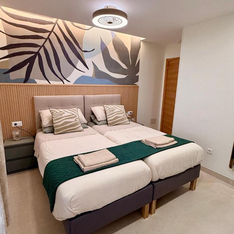 Sunny Escapes, Newly Renovated - Playa de las Americas - Apartamento de 1 dormitorio - 4