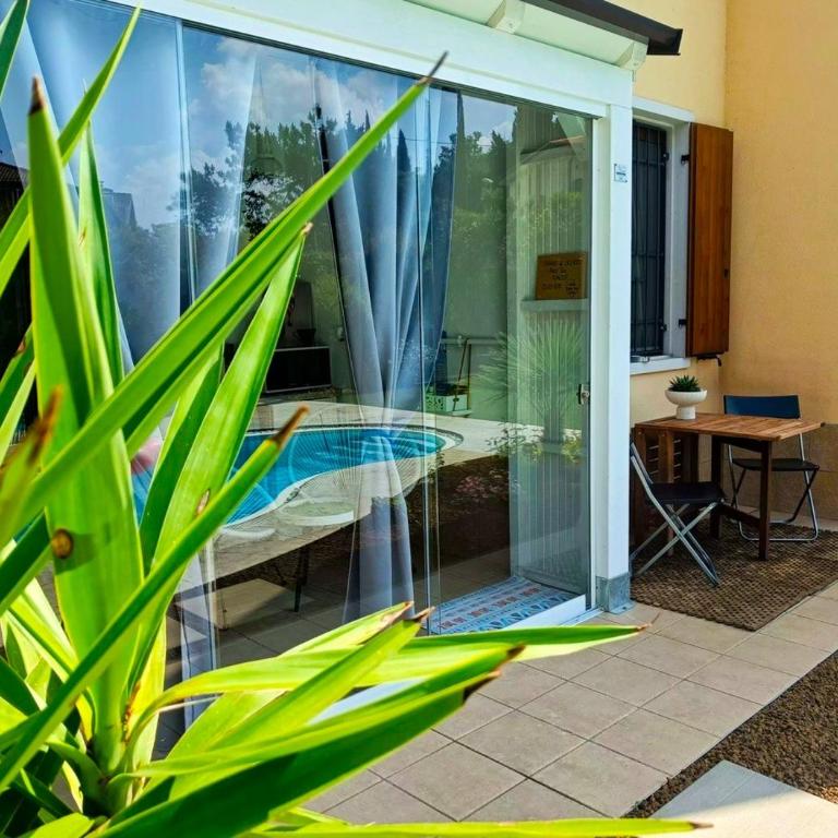Picnic Room and Pool - Camera Matrimoniale - 2