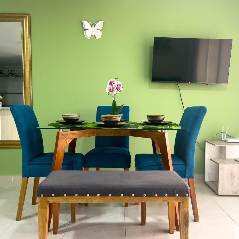 Baluarte del Caribe by J&D Stays - Three-Bedroom Deluxe Apartment - 1