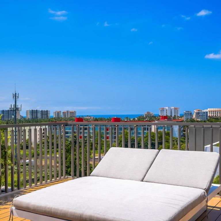 Modern condo with breathtaking views, infinity pool, and en suite bedrooms - Casa - 37