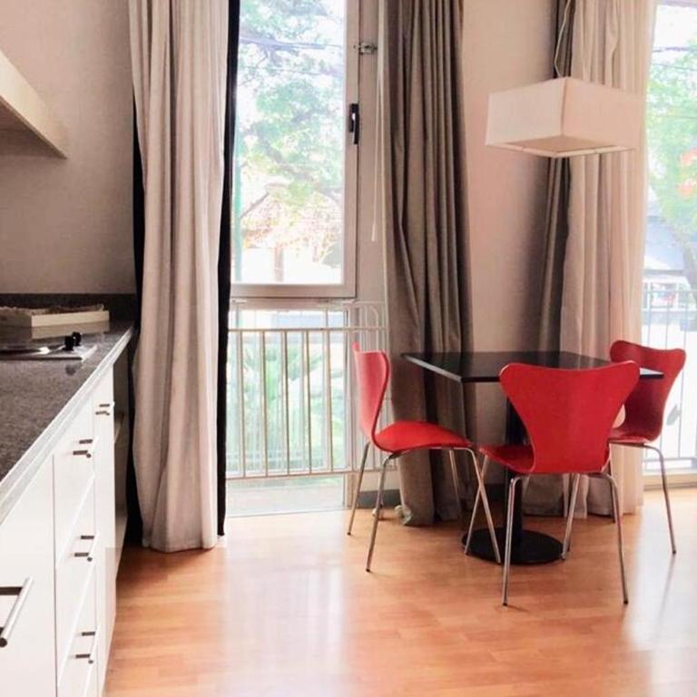 Apartamentos de Maria en Martinez! Av Libertador con Patio! - Apartamento con balcón - 2