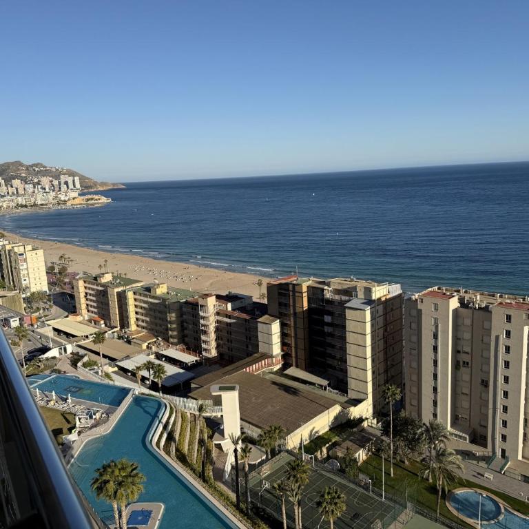 SUNSET CLIFFS 10 poniente BEACH BENIDORM VISTAS AL MAR - Three-Bedroom Apartment with Sea View - 100