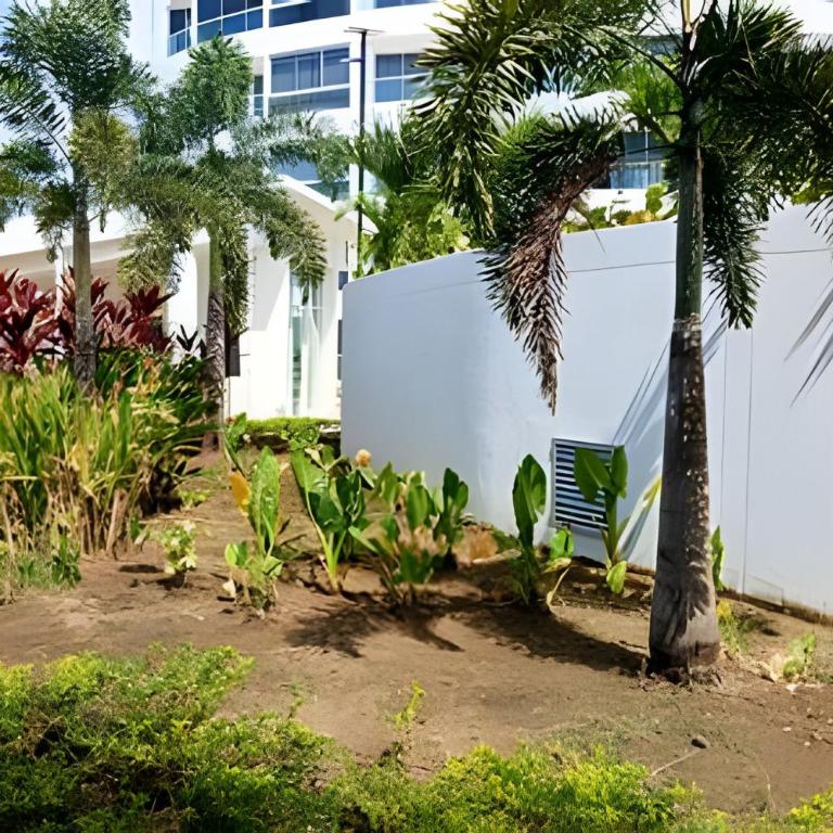 Brand new: Family-friendly apartment with private patio 2 bedrooms/2 bathrooms - Apartment - 30