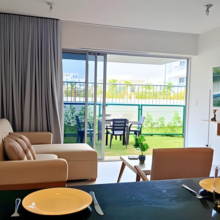 Brand new: Family-friendly apartment with private patio 2 bedrooms/2 bathrooms - Apartment - 42