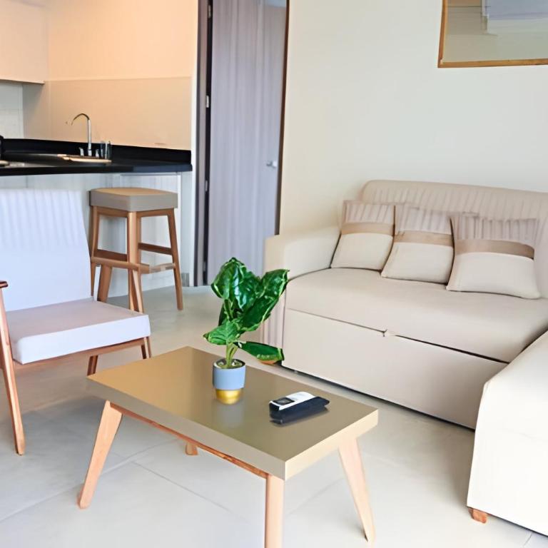 Brand new: Family-friendly apartment with private patio 2 bedrooms/2 bathrooms - Apartment - 44
