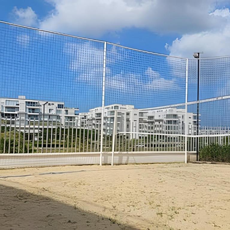 Brand new: Family-friendly apartment with private patio 2 bedrooms/2 bathrooms - Apartment - 8
