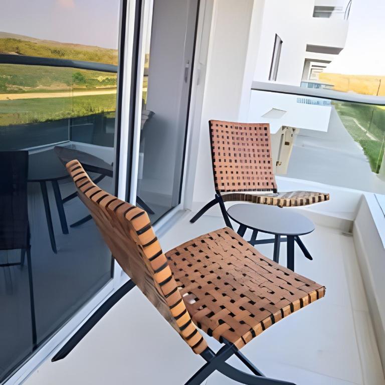 Brand new: Family-friendly apartment with private patio 2 bedrooms/2 bathrooms - Apartment - 31