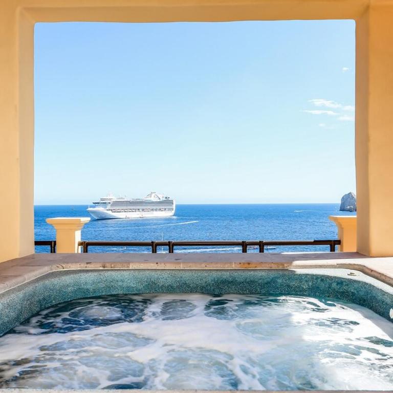 Luxury Beachfront Penthouse Hot Tub and Ocean Views - Apartamento - 41