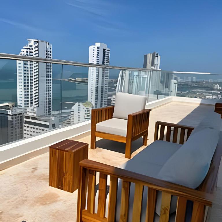 Precioso Duplex 2Hab+ A/C + rooftop en Bocagrande - Apartamento - 19