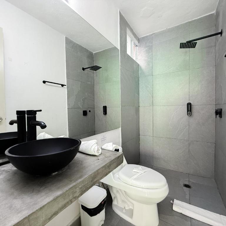 Downtown Suites - Hotel Boutique by Maraf - Suite Superior con cama extragrande - 3