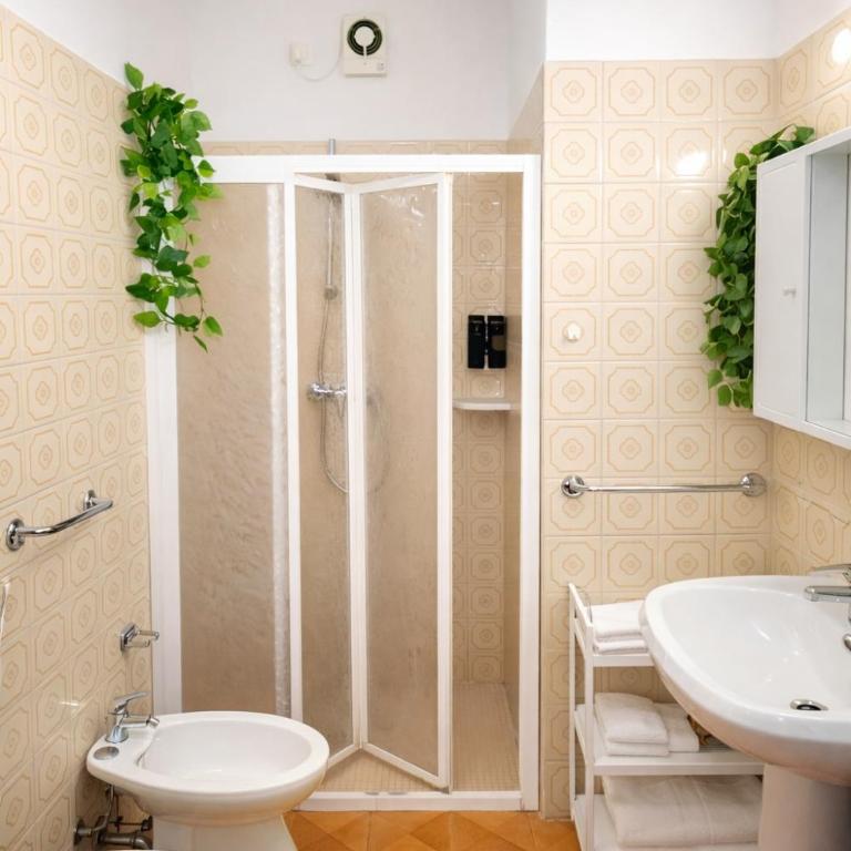 10m dalla spiaggia con piscina e parcheggio al coperto - Appartamento con Balcone - 14