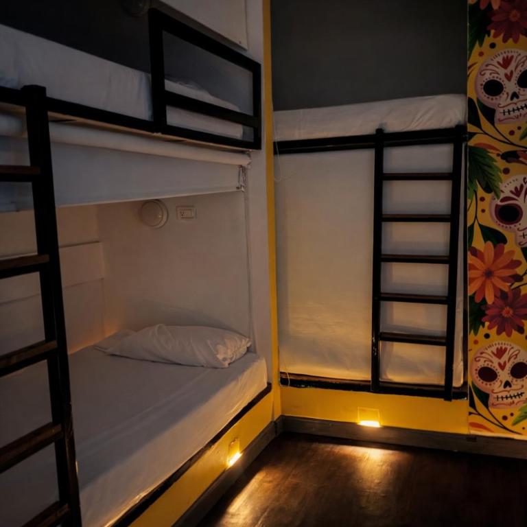 Seven Nights Hostel Cartagena - Single Bed in Female Dormitory Room - 20