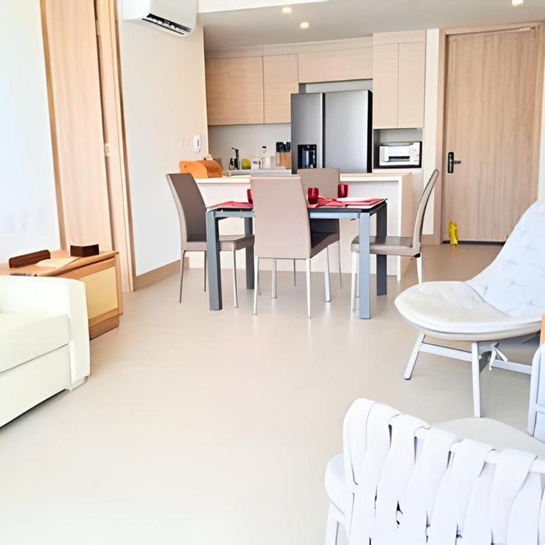 Vista al Mar + Salida Directa a Playa | 2 Suites - Apartment - 20