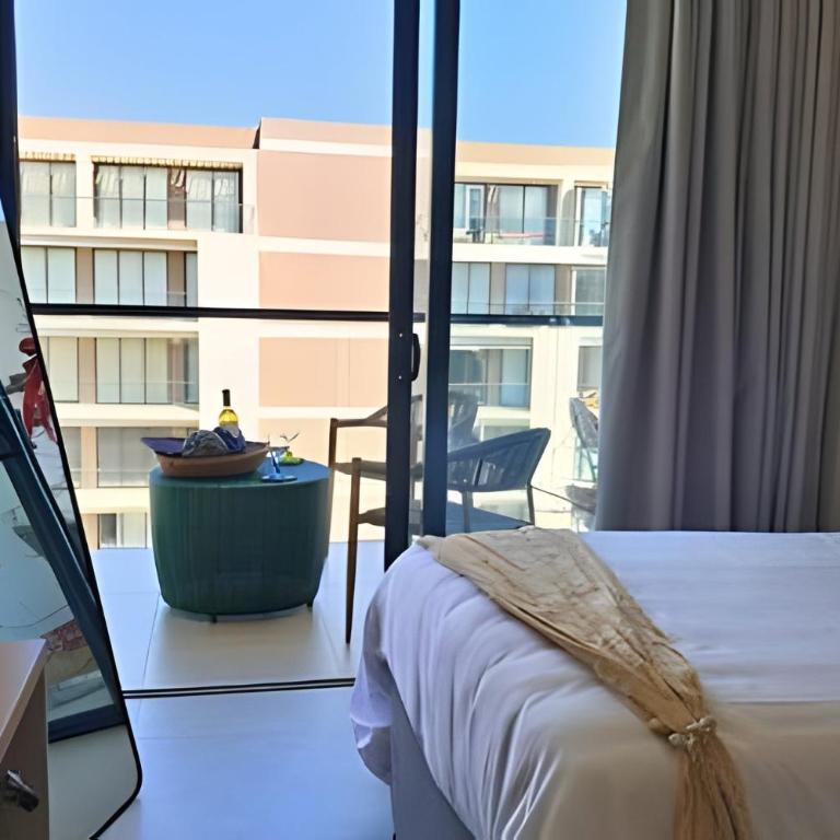 Morros Kai: Luxury, Sea View, and Private Beach - Apartment - 7