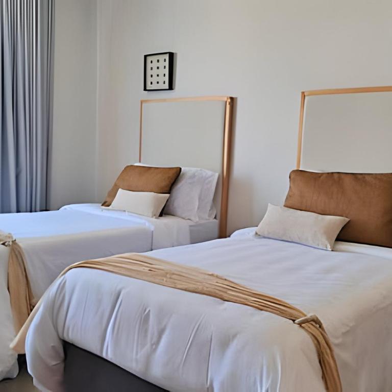 Morros Kai: Luxury, Sea View, and Private Beach - Apartment - 10