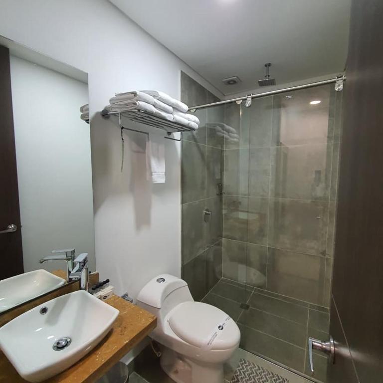 Hotel Bogota Urb - Habitación Triple Estándar - 1