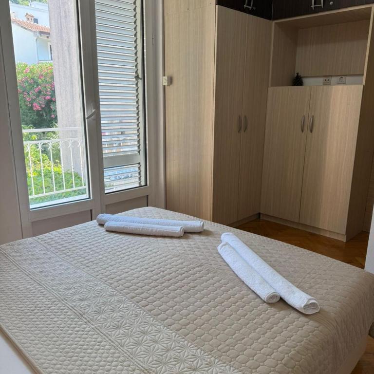 Sun & Salt Apartments Lučice - Two-Bedroom Apartment - 9