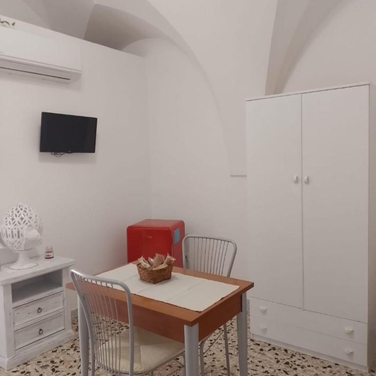 The White Rose - One-Bedroom Apartment - 22