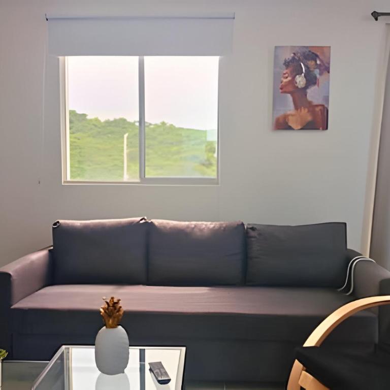 Perfect Getaway: 2 Queen Beds and Beach Just Steps Away - Apartment - 19