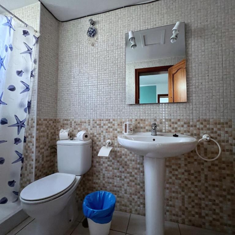 Casa Gino - Two-Bedroom Apartment - 13