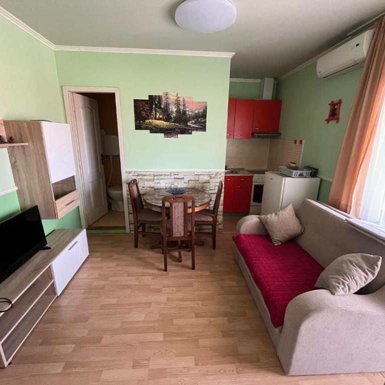 Queen Apartmani - One-Bedroom Apartment - 6