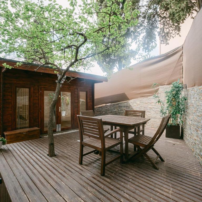 Loft cocooning avec Terrasse de 130m2 et Parking - Appartement 2 Chambres avec Terrasse - 54