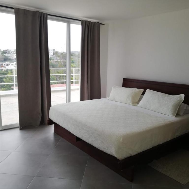 Jama Campay - Four-Bedroom Apartment - 5