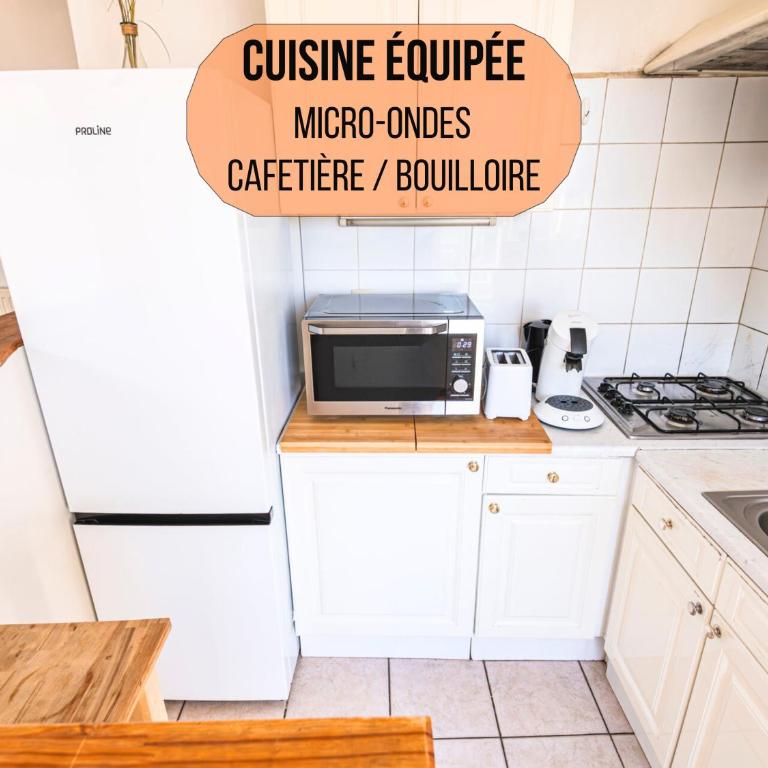 DAHLIA - Idéal pour Familles & Pros - Hypercentre - Vue Fontaine Subé et Cathédrale - Wifi - Machine à laver - Gare, Cathédrale de Reims, Commerces, Restaurants & Transports en commun accessibles à pied en moins de 10 minutes - Appartamento Deluxe con 1 Camera da Letto - 14
