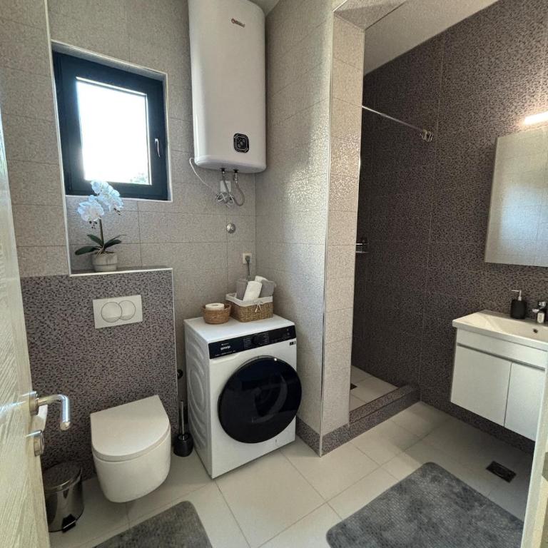 Adria Dreams Bečići - Apartman sa 2 Spavaće Sobe - 25