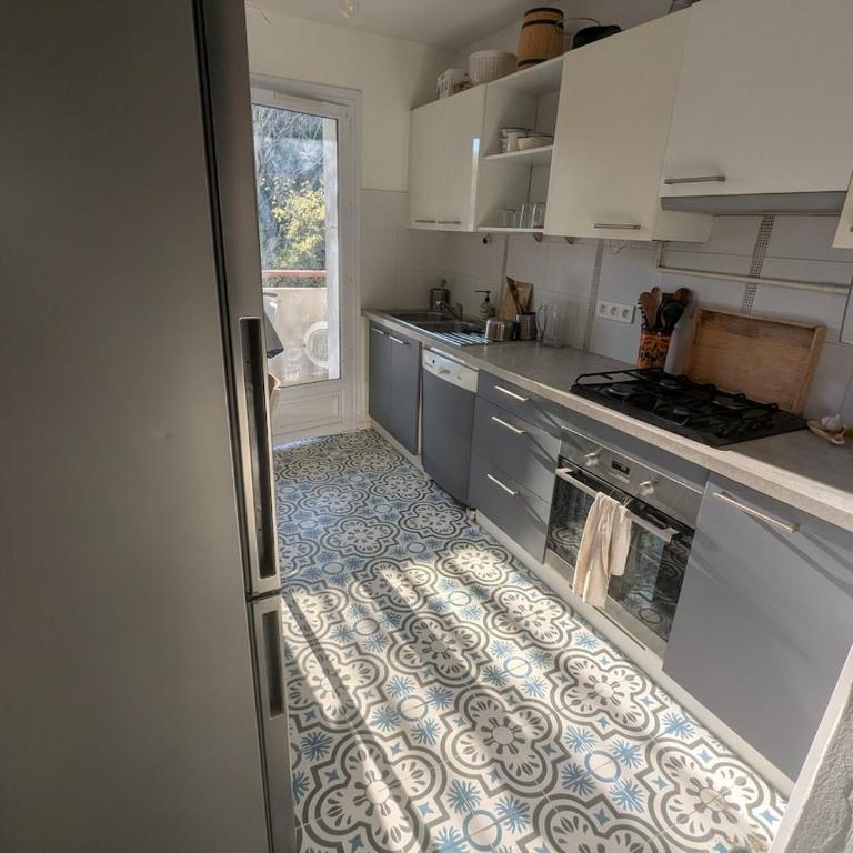 Appartement lumineux avec vue sur Nîmes - Appartamento con 3 Camere da Letto - 6