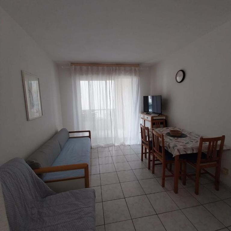T2 tout confort 5 personnes 1 chambre avec balcon et garage Fréjus - Appartamento con 2 Camere da Letto - 2