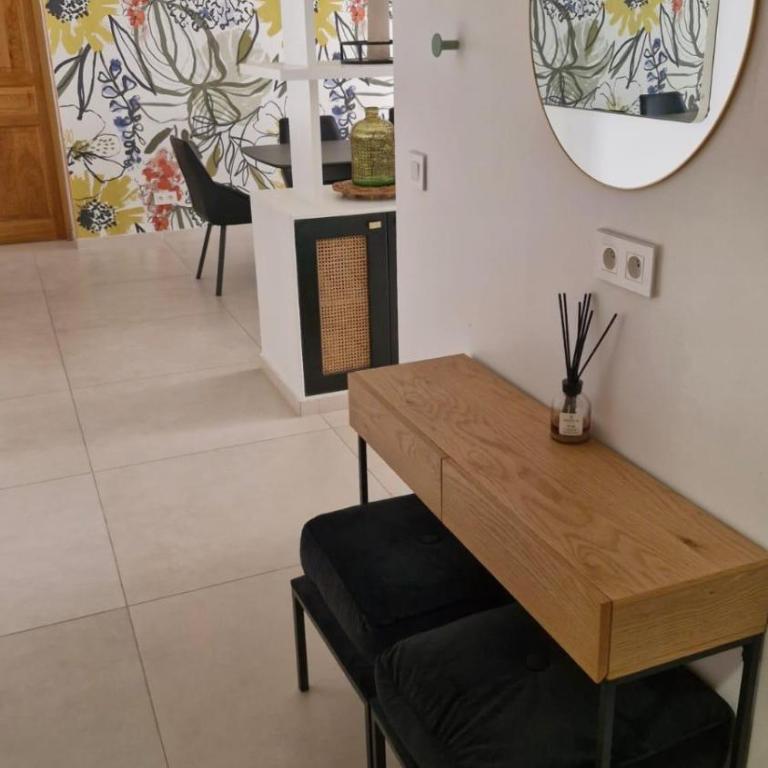 Grand Appartement T3 Saint Tropez - Two-Bedroom Apartment - 14