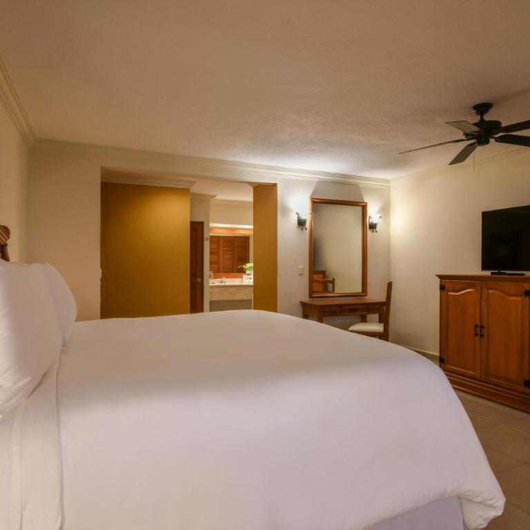 El Dorado Royale, All & More Inclusive Adults Only - Royal Retreat Beachfront Suite - 1