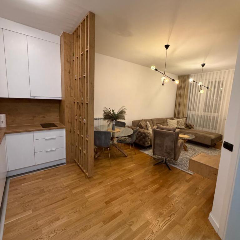 APARTMANI Bulevar - One-Bedroom Apartment - 8