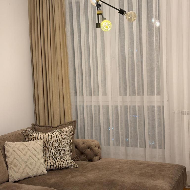 APARTMANI Bulevar - One-Bedroom Apartment - 6