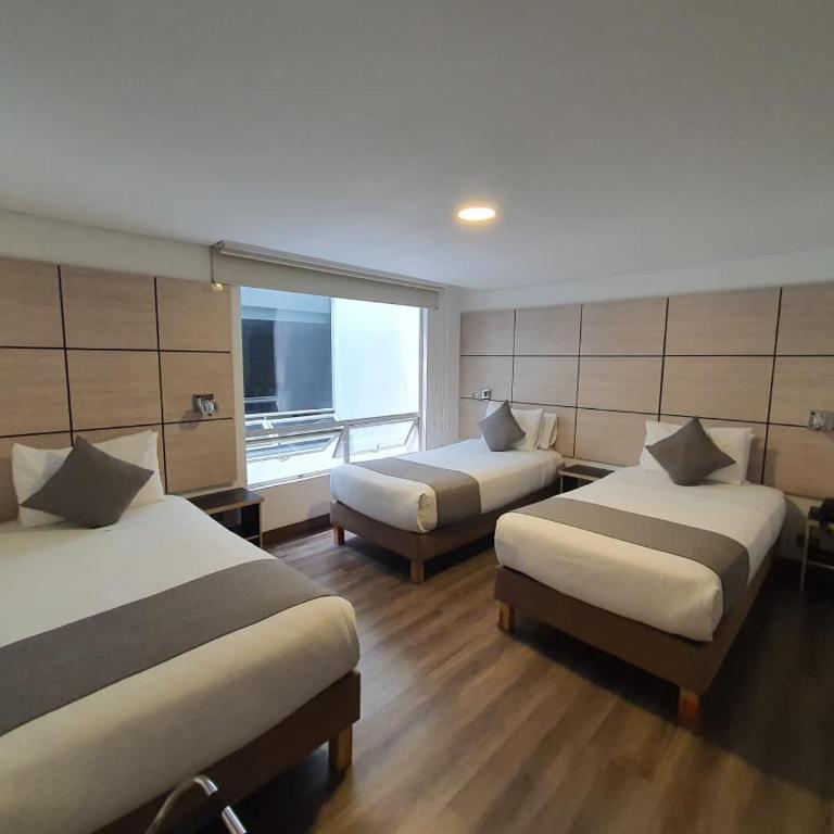 Hotel Bogota Urb - Habitación Triple Executive - 1