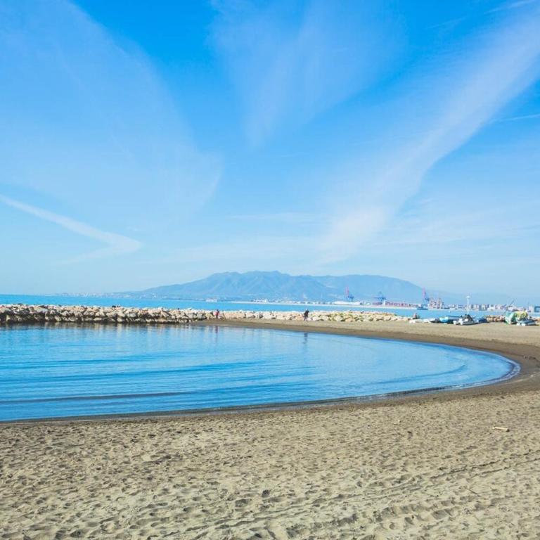 Apartamento con vistas al mar en Pedregalejo playa - Apartamento - 22