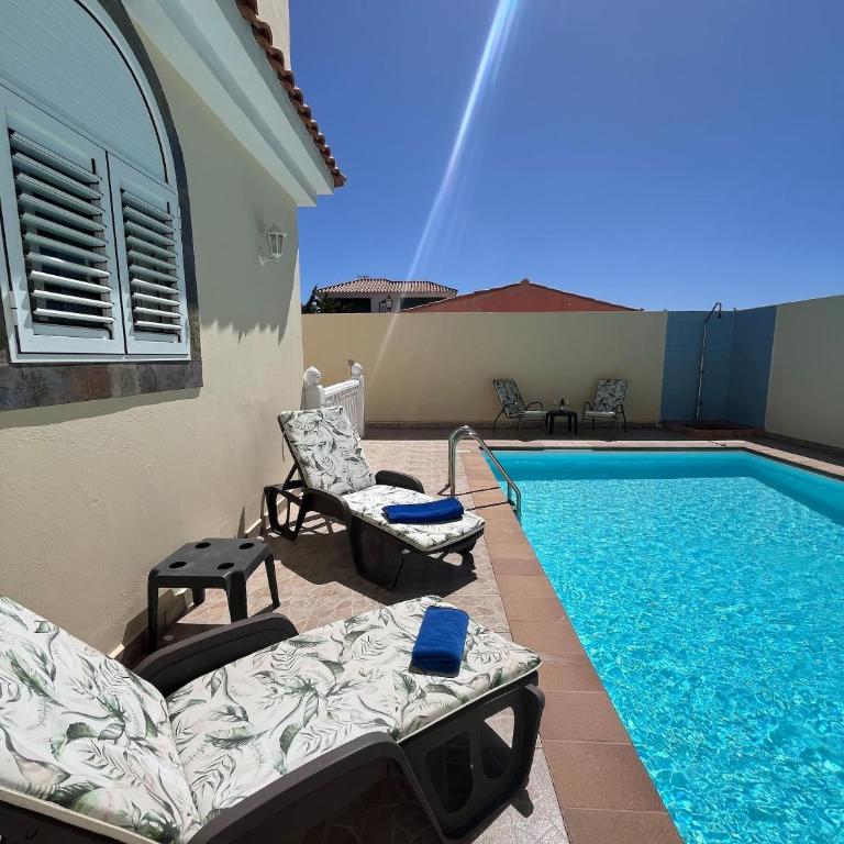 Villa Private Pool Private Parking BBQ - Vacation Home - 4