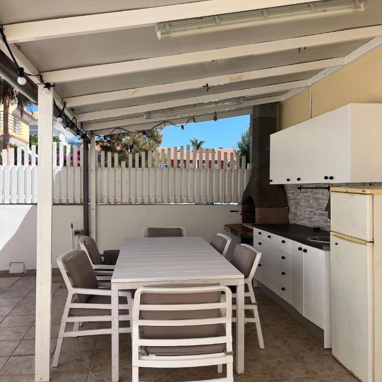 Villa Private Pool Private Parking BBQ - Vacation Home - 12
