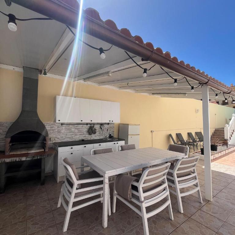 Villa Private Pool Private Parking BBQ - Vacation Home - 45