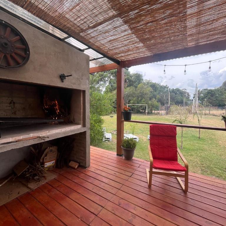 Casa con amplio deck y barbacoa en Punta Pinar - Two-Bedroom House - 13