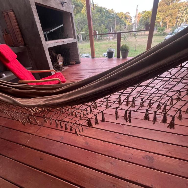 Casa con amplio deck y barbacoa en Punta Pinar - Two-Bedroom House - 15